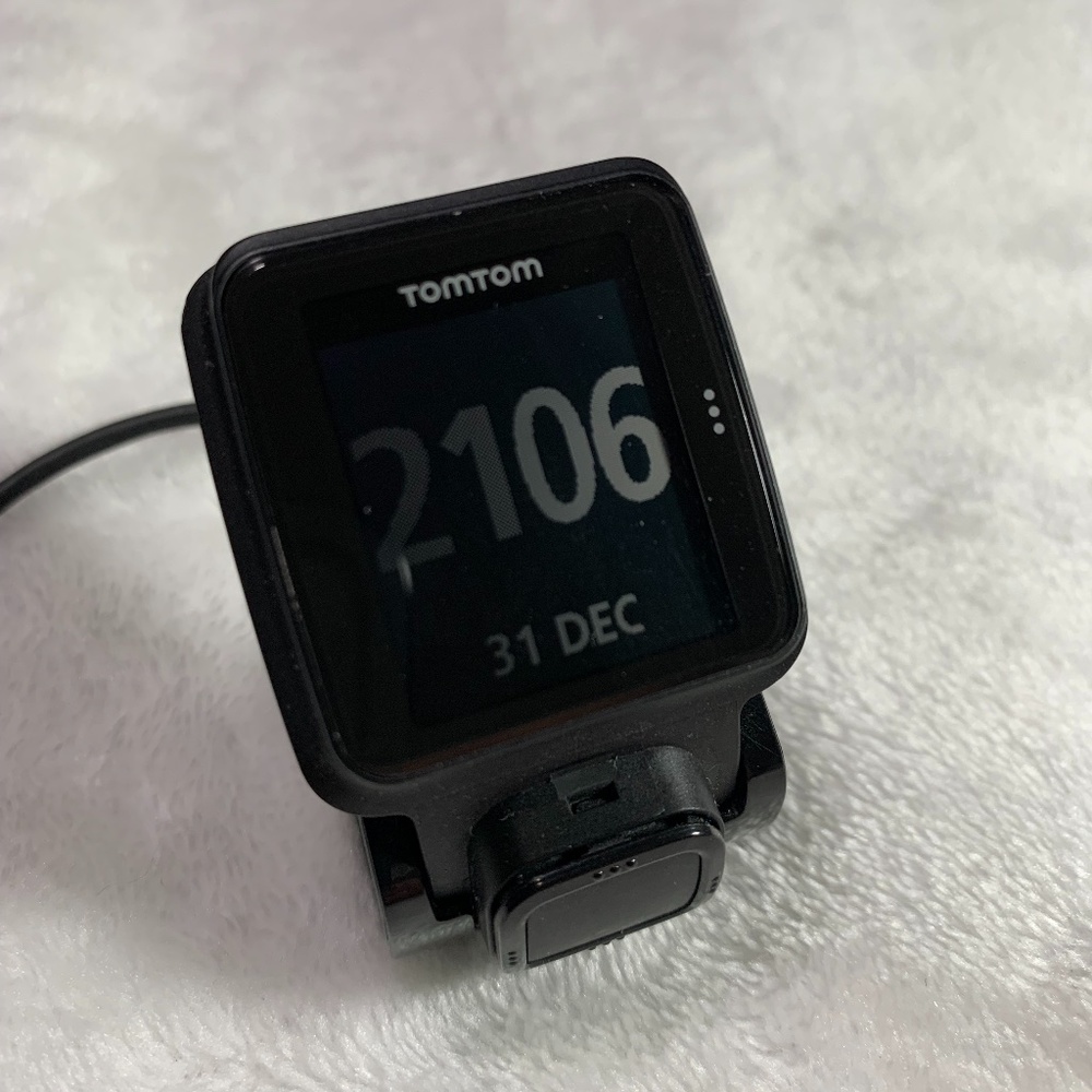 Tomtom runner GPS watch 8RS00